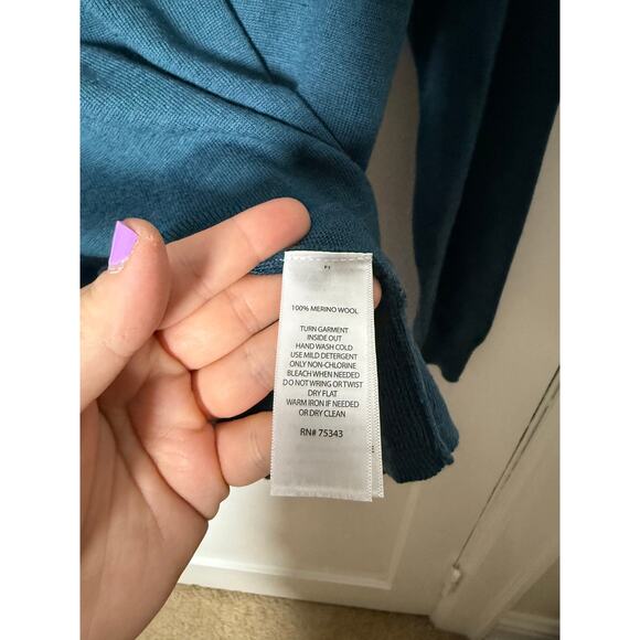 Harrison Davis Lightweight Blue V-neck 100% Fine Merino Wool Sweater Men's MED - Picture 4 of 6